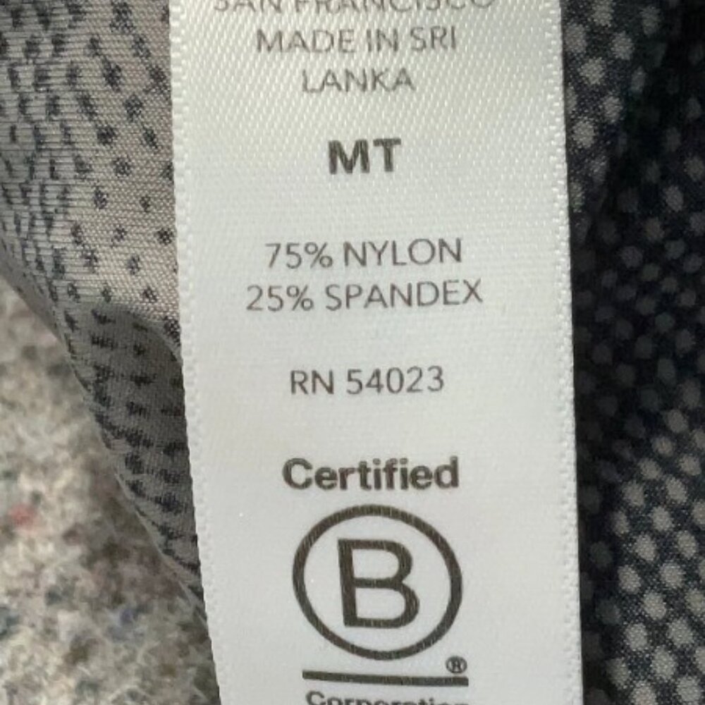 Athleta Black & Gray Digital Camo t-shirt sixe XL - Picture 6 of 6